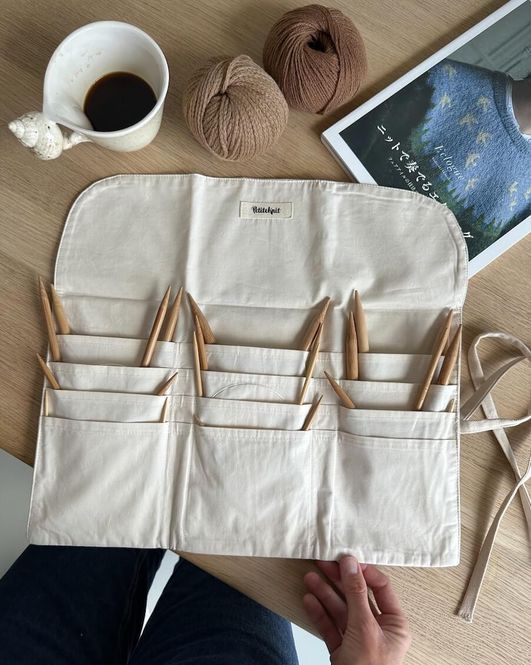 Hovedbilde Knitter`s needle case-rundpinner PetiteKnit