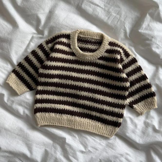 Hovedbilde Mønster Otto sweater baby Petiteknit